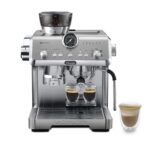 De'Longhi La Specialista Opera EC9555.M Siebträger-Espressomaschine Metall – Cold Brew in 5 Min. & Integriertes Mahlwerk