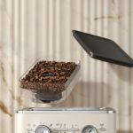 KitchenAid Siebträger-Espressomaschine 5KES6551E Weiß – Integriertes Edelstahl-Mahlwerk, PID-Regelung & Quiet Mark – Bild 4